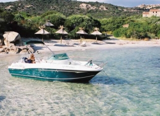 louer un bateau pour les vacances en Corse